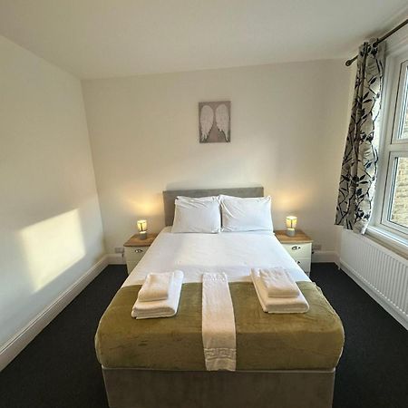 Cambridge Central Rooms - Tas Accommodations Kültér fotó
