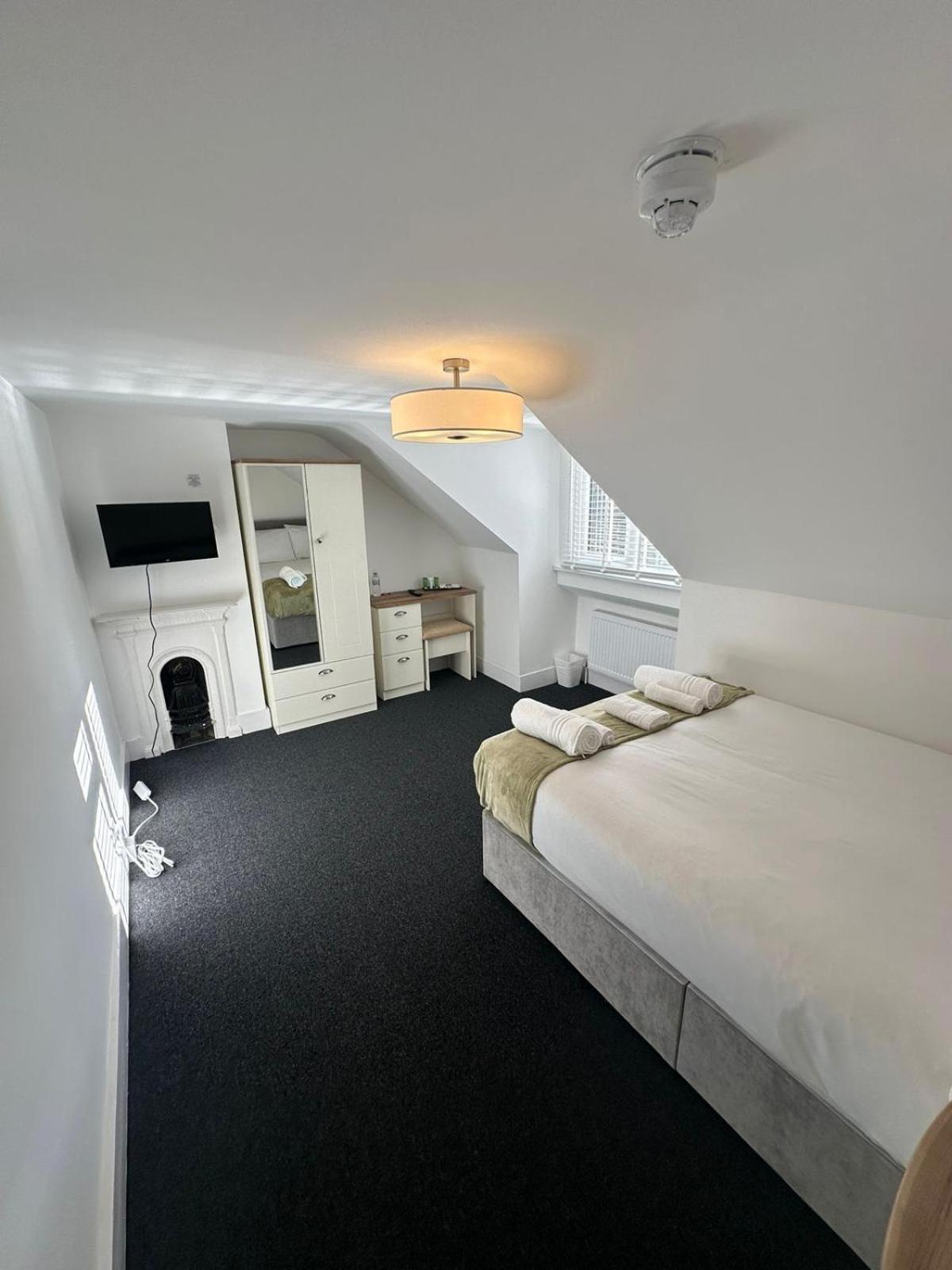 Cambridge Central Rooms - Tas Accommodations Kültér fotó
