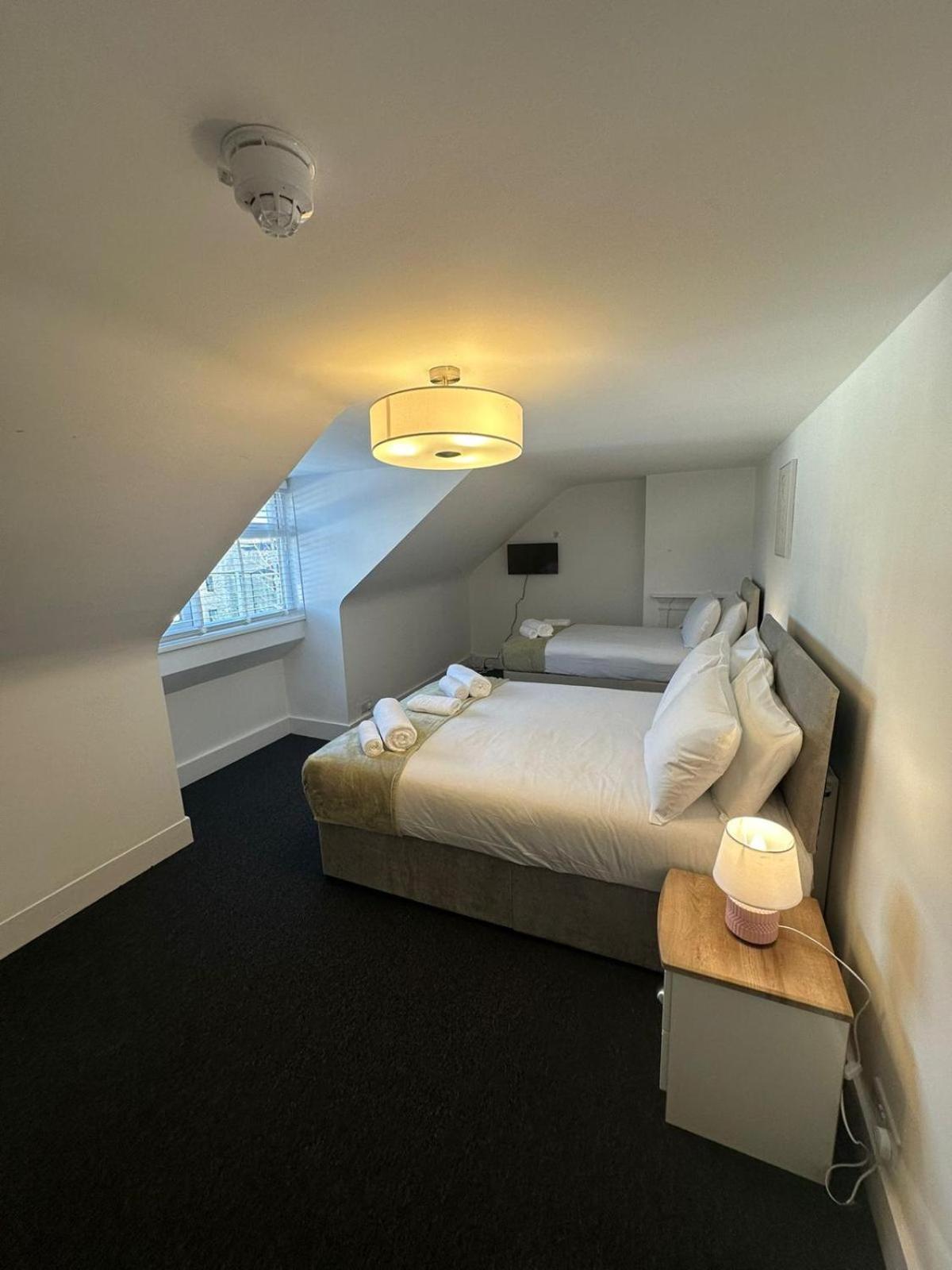 Cambridge Central Rooms - Tas Accommodations Kültér fotó