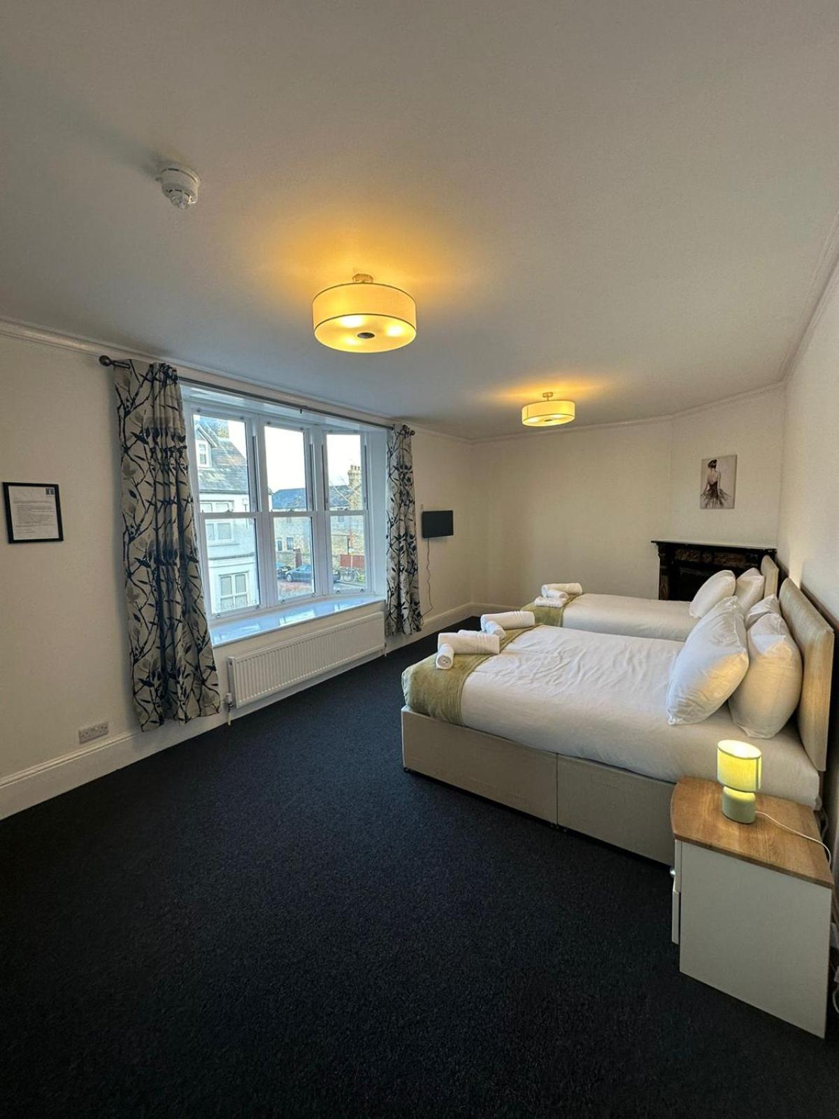 Cambridge Central Rooms - Tas Accommodations Kültér fotó